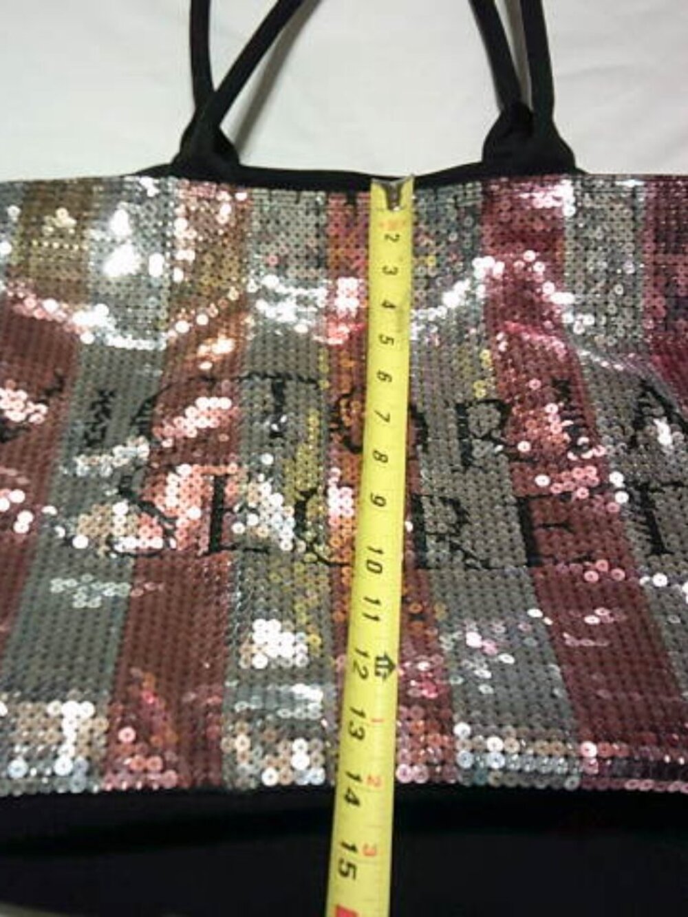 NICE CLEAN VICTORIA'S SECRET SEQUINS OVERSIZED ZIPPER TOTE HOBO BEACH BAG 👜👩